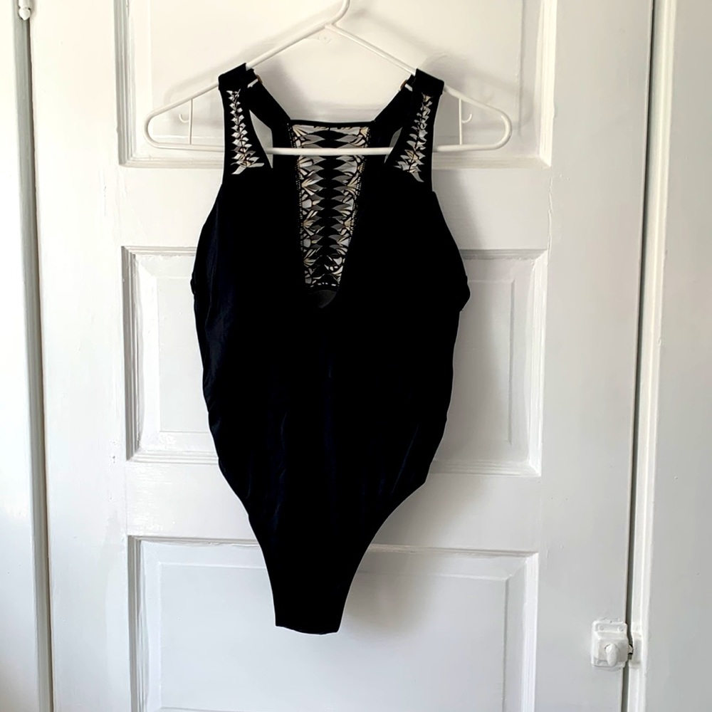 Ashley Graham x Swimsuits for All One Piece